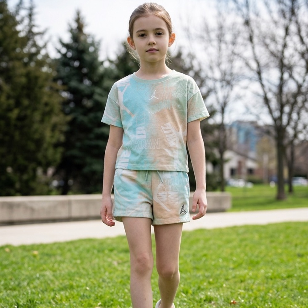 NWT Jordan Girls Short Set Blue Green Tie Die Tee & Shorts Athletic- Size Medium